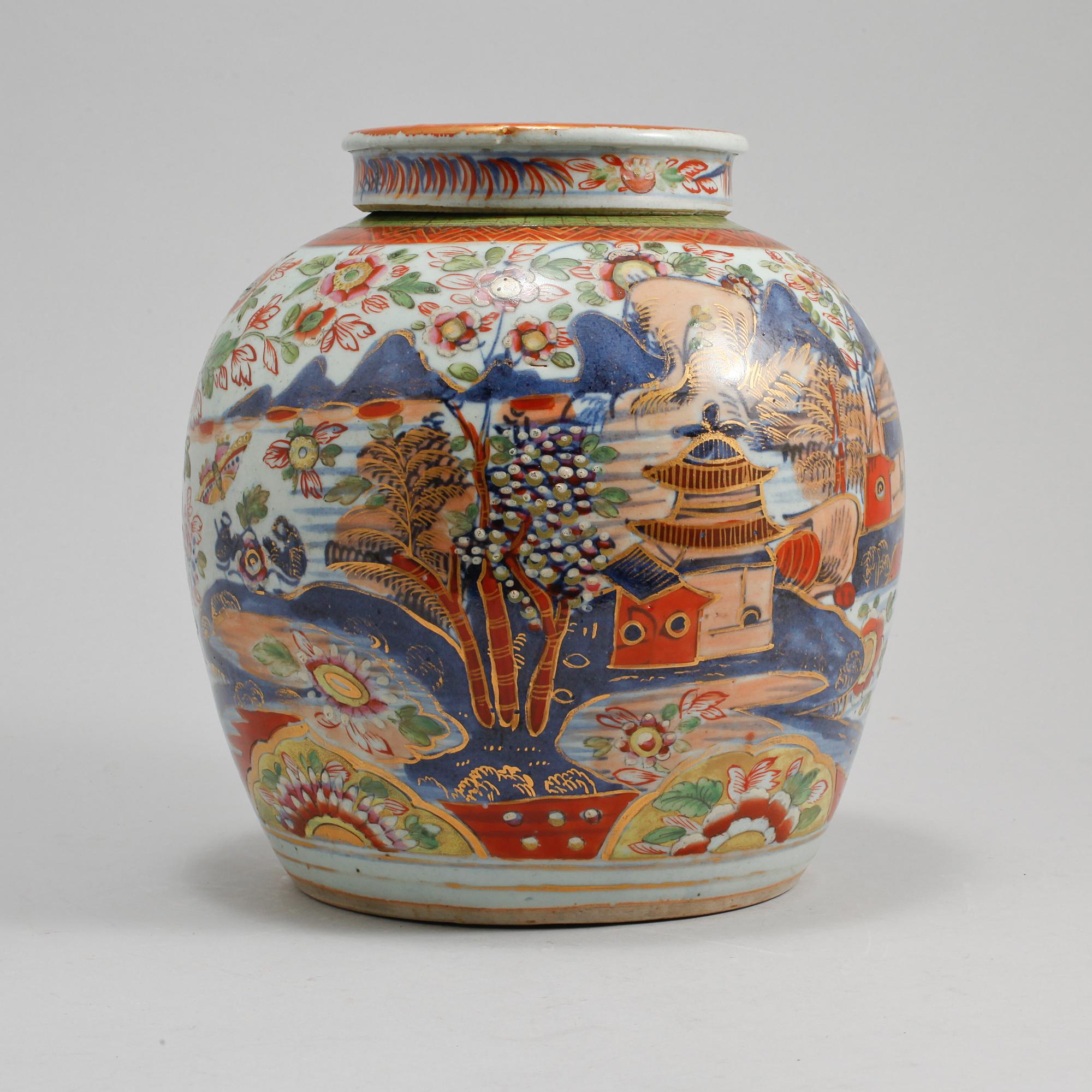 LOCKURNA, porslin, Kina, 1800-tal.