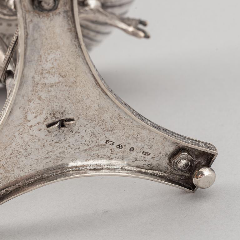 Adolf Zethelius, sockerskålar, 2 st snarlika, silver, Stockholm 1812 + 1819.