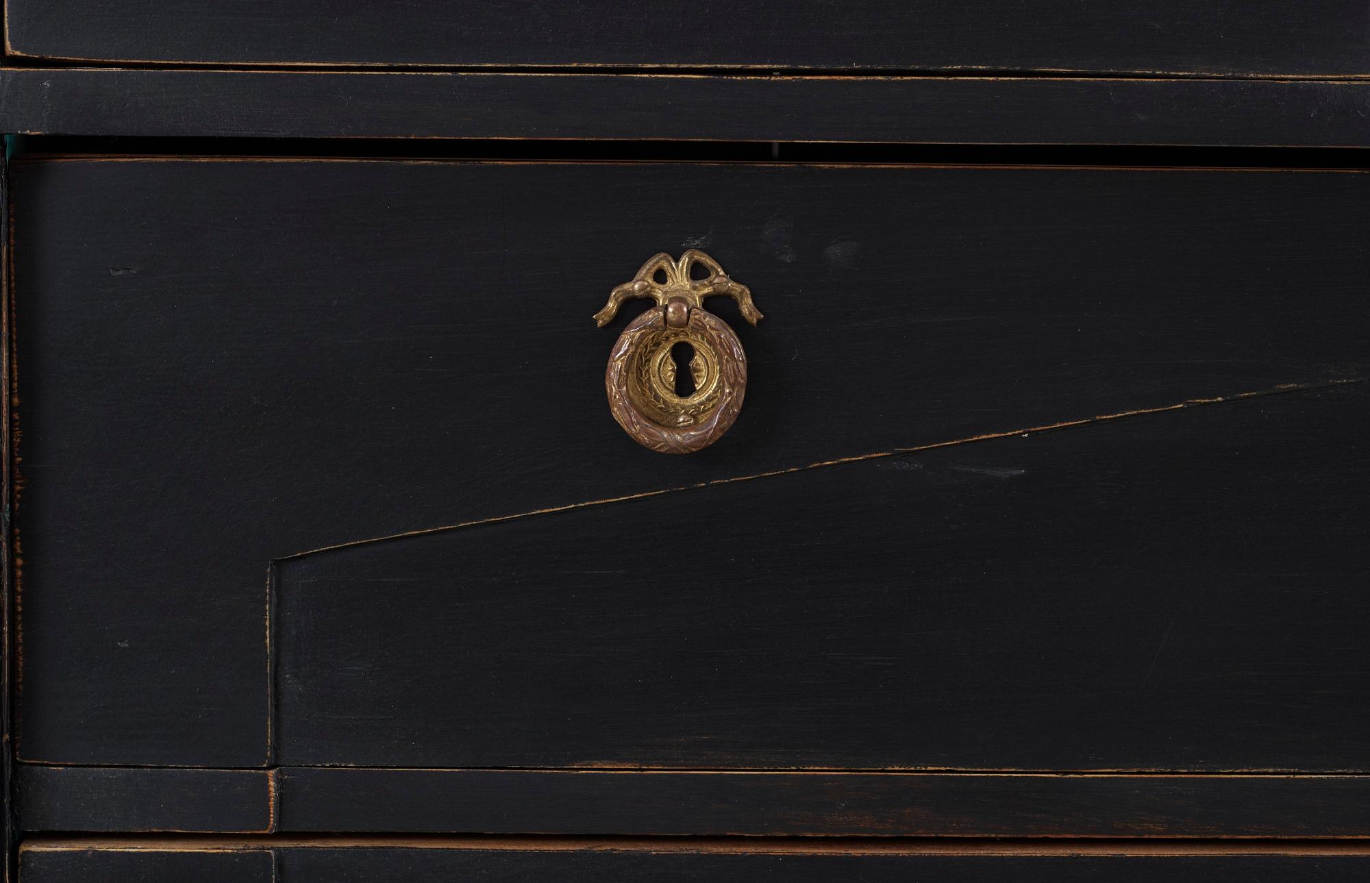 BYRÅ, sengustaviansk stil, 1800-tal.