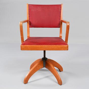 SKRIVBORDSSTOL, Åtvidaberg, 1900-talets andra hälft.