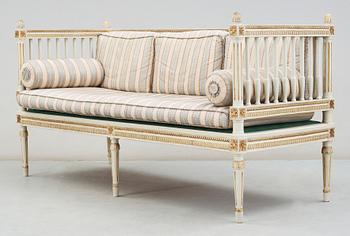 SOFFA, gustaviansk, omkring 1800-talets mitt.