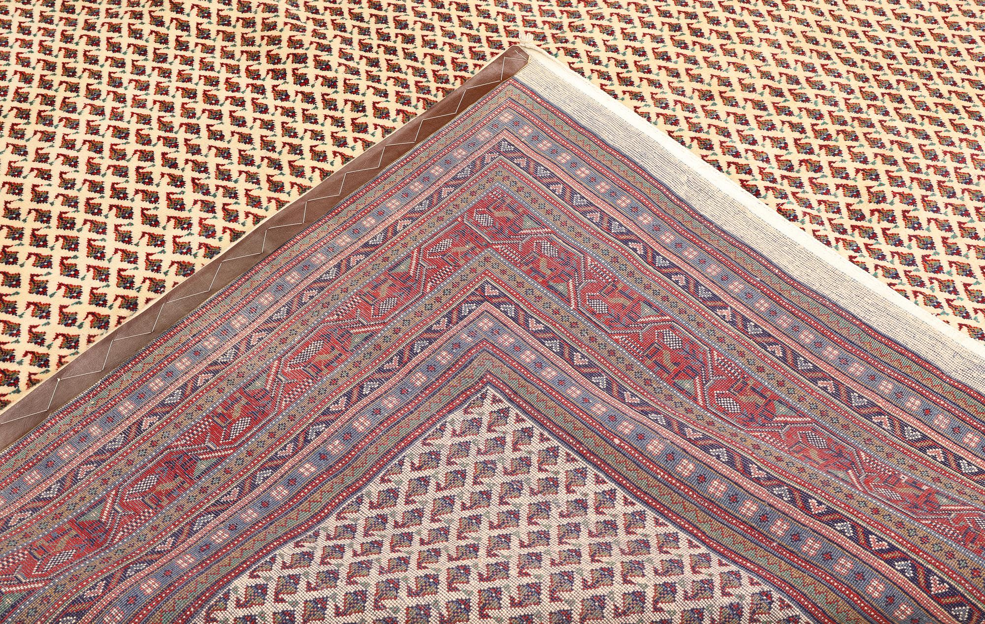 A Sarouk Mir carpet, approx. 405 x 317 cm.