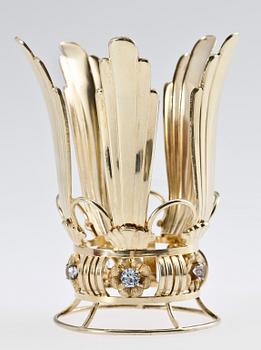 A silver gilt bridal coronet.