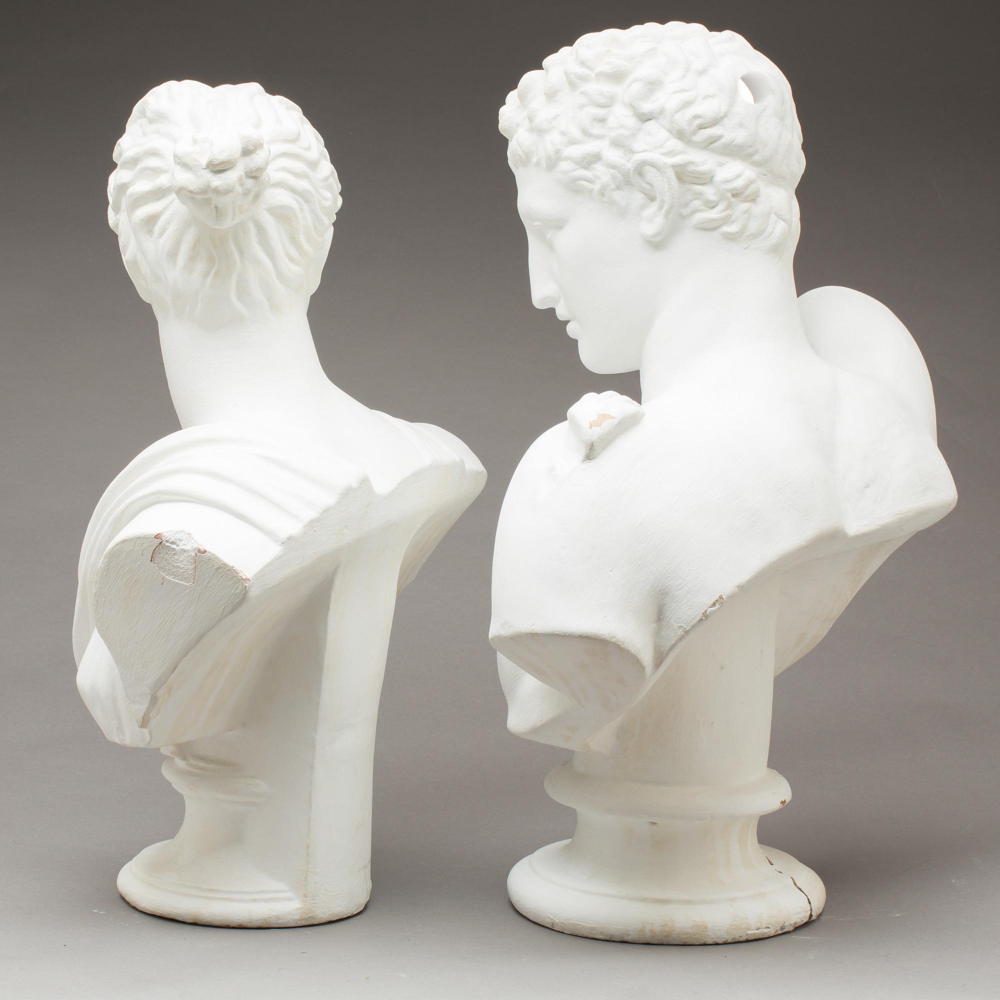 BYSTER, 2 st, efter antik modell, modern tillverkning.