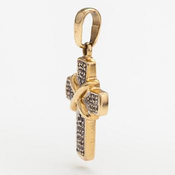Hänge, 14K guld, diamanter 0.12 ct tot enl gravyr.