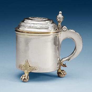 894. A Swedish 18th century parcel-gilt tankard, makers mark of Erik Ernander, Uppsala 1780.