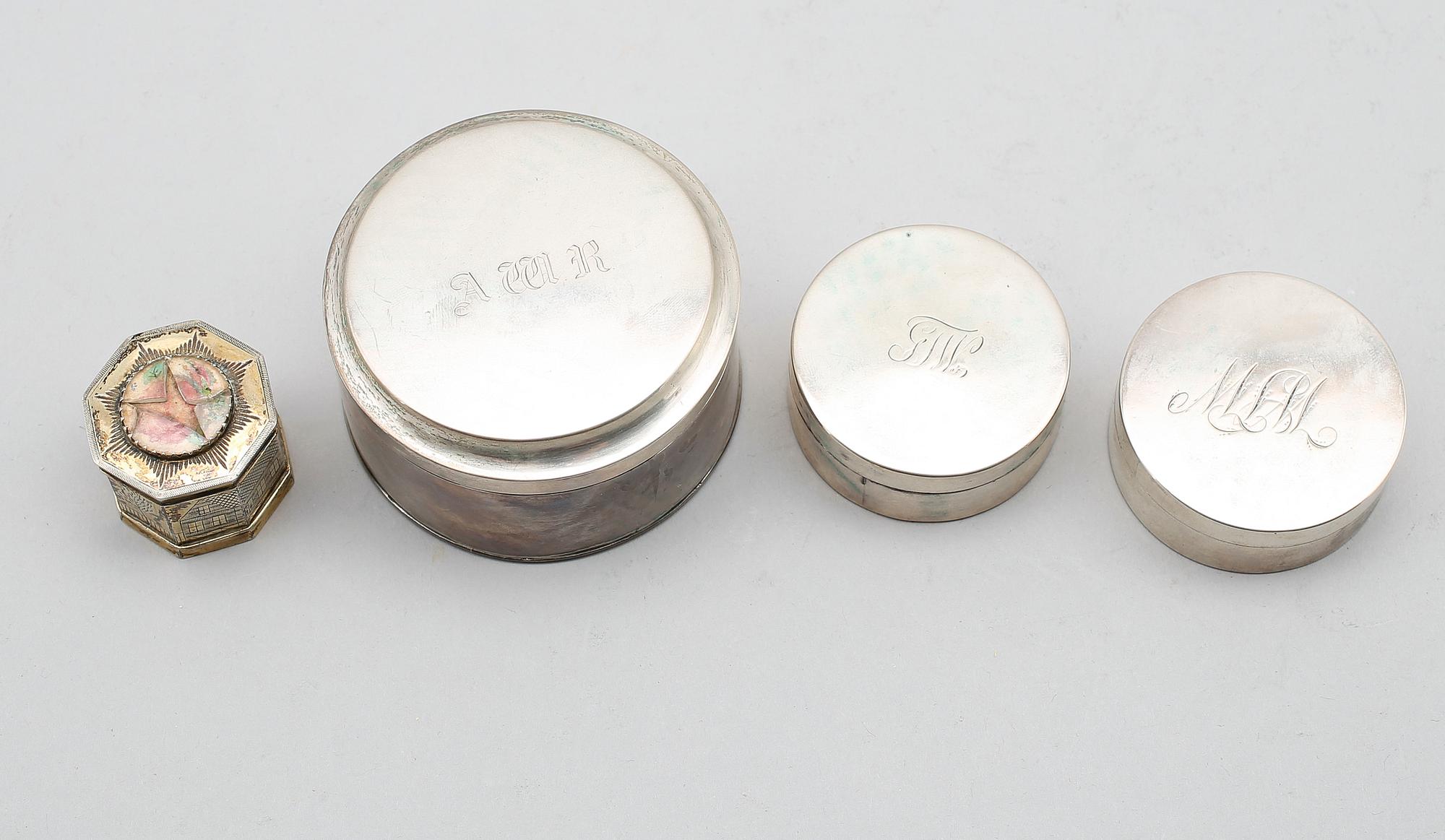 DOSOR, 4 st, silver, svenska stämplar, 1800-tal. Total vikt ca 215 gram.