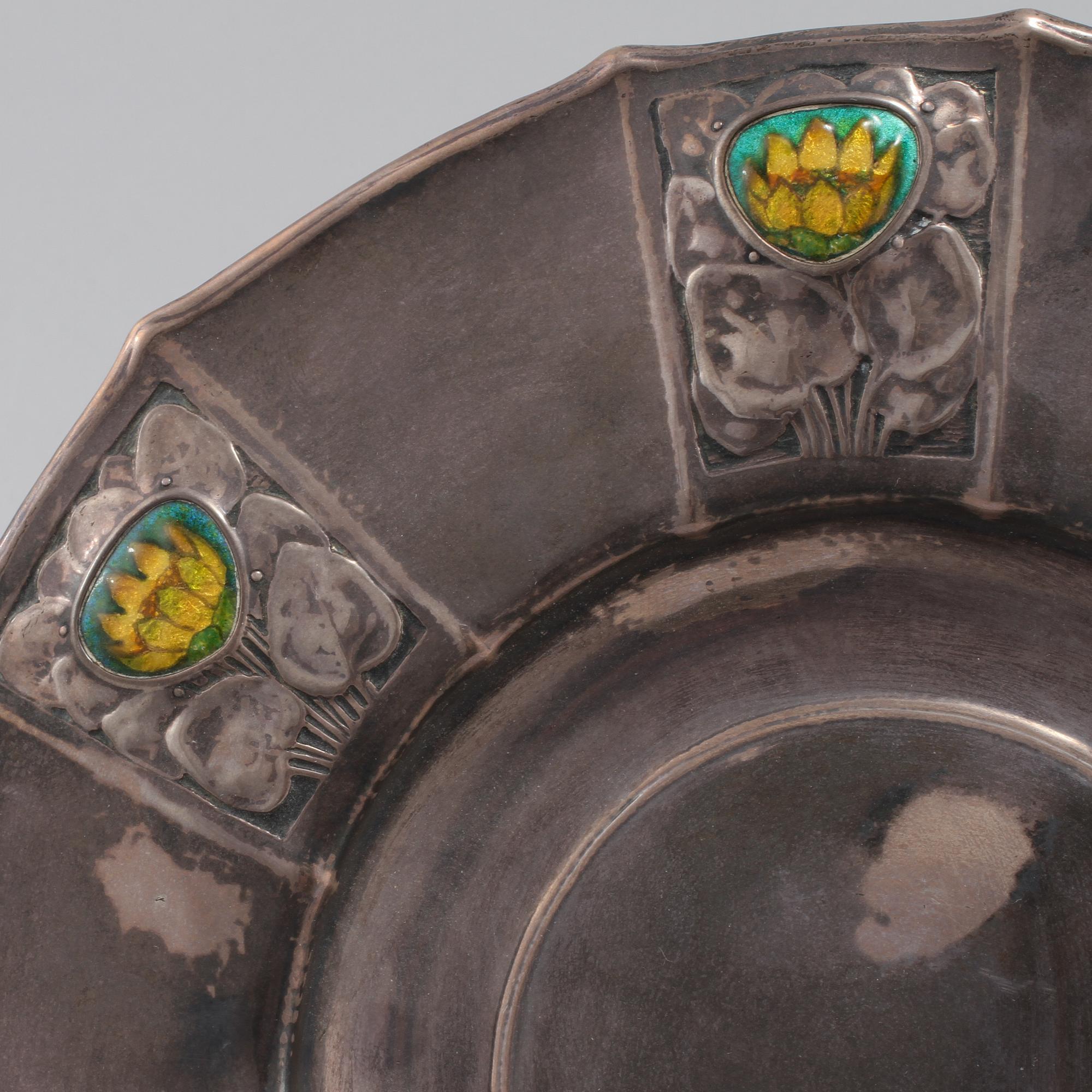 FAT, nysilver med emaljdekor, jugend, 1900-talets första hälft.