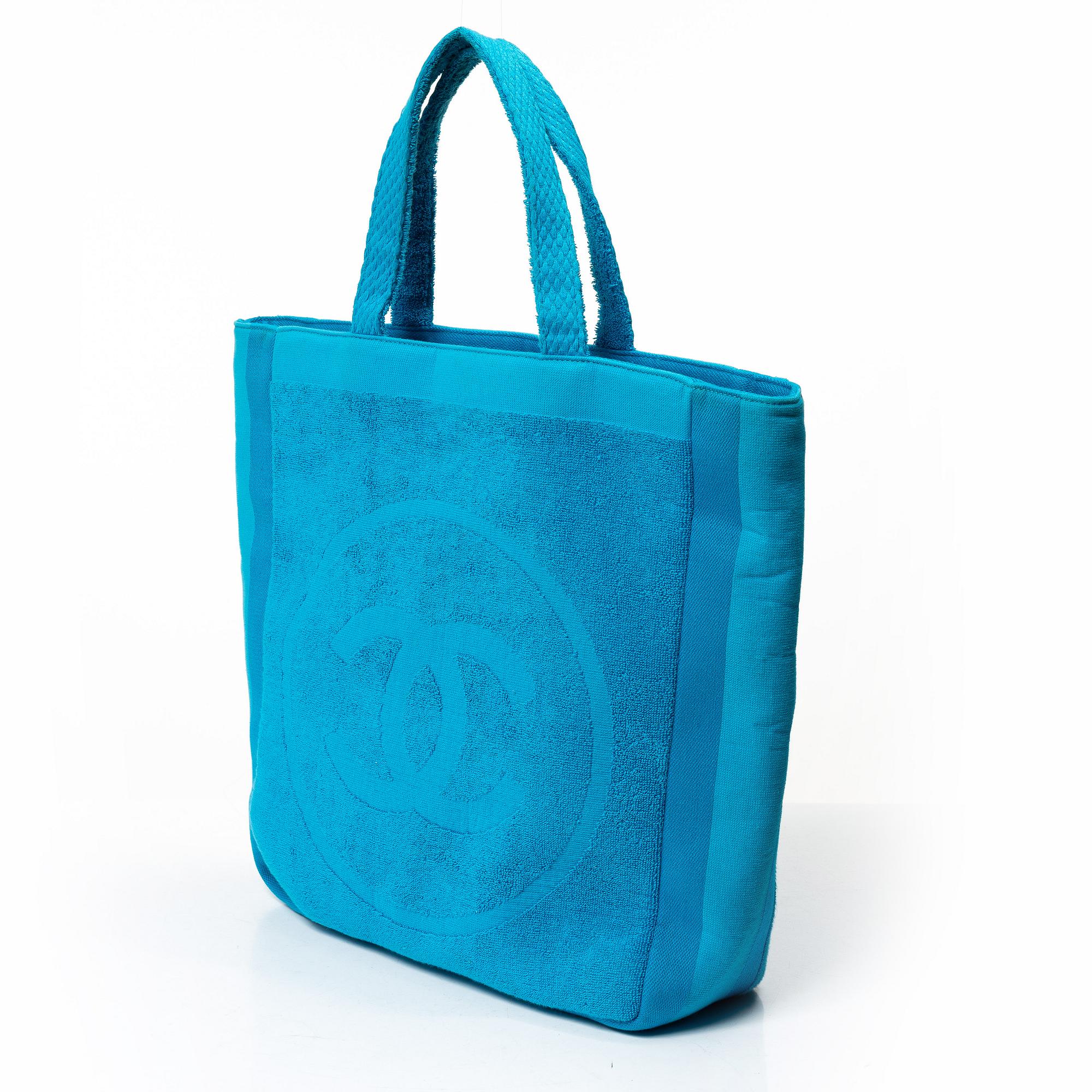 Chanel, beach bag.