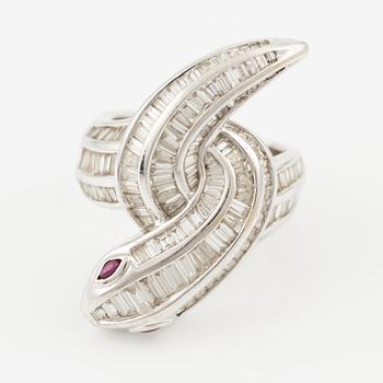 Ring in the form of a serpent, 18K white gold with tapered baguette-cut diamonds.