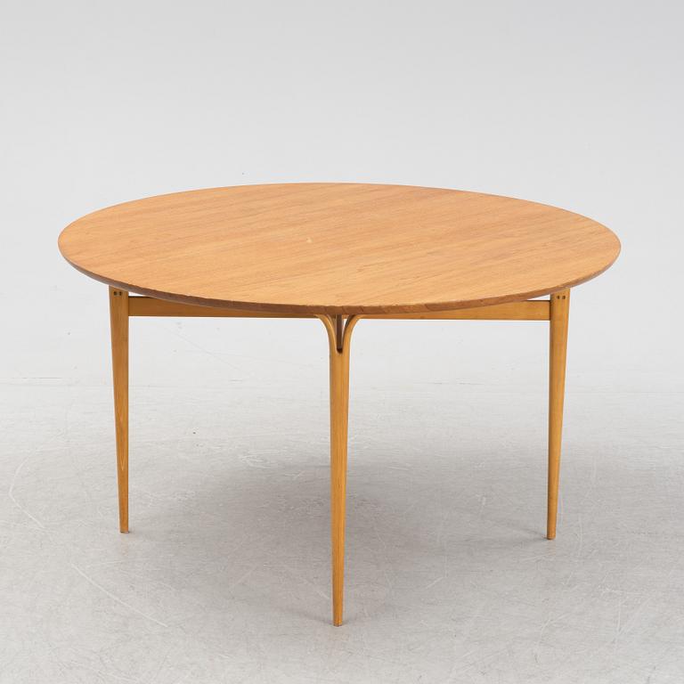 A teak dining table by Bruno Mathsson for Firma Karl Mathsson, 1960's.