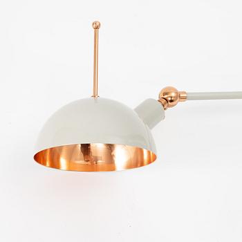 Hüseyin Turgut, vägglampa, "Acrobat", Lightwork.