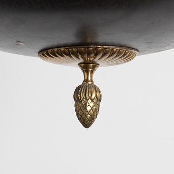 Taklampa, 1900-talets första hälft. Empirestil.