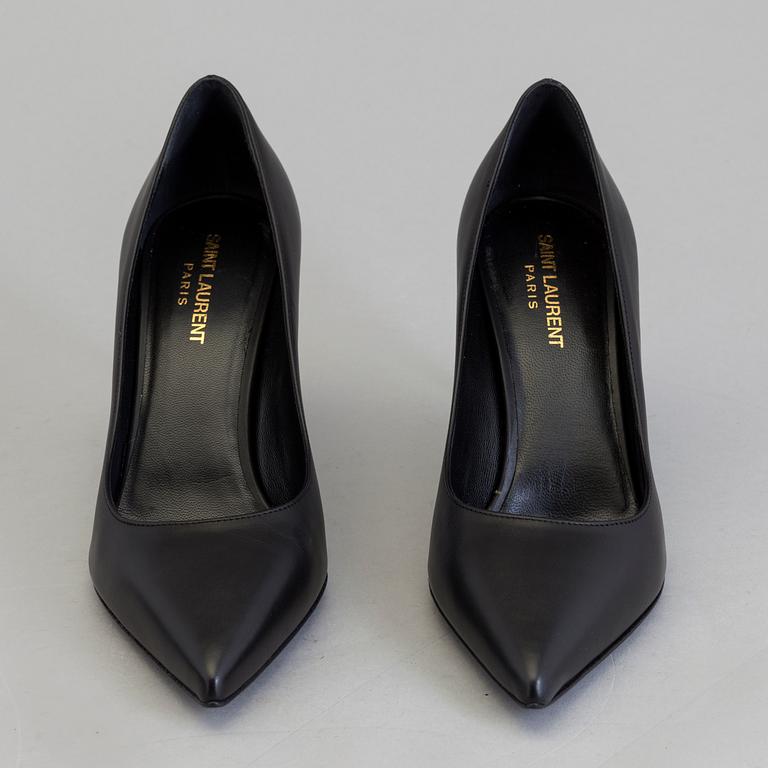 PUMPS, Saint Laurent, size 39.