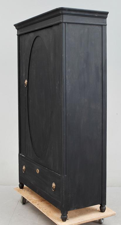 LINNESKÅP, 1900-talets början.