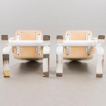 RAILI & REIMA PIETILÄ, a pair of armchairs, Asko 1986.