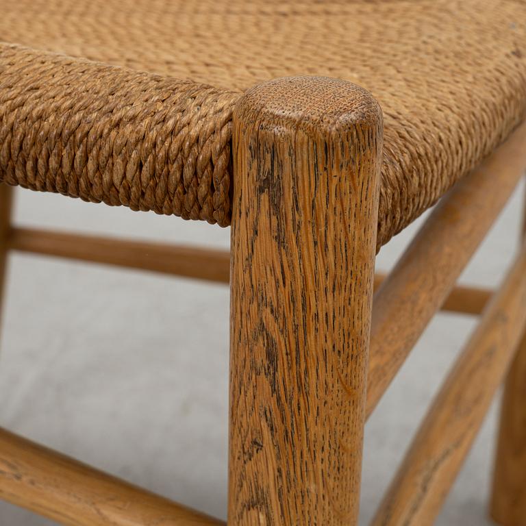 Kaare Klint, stolar, 6 st, "Kirkestolen", Danmark, 1900-talets andra hälft.