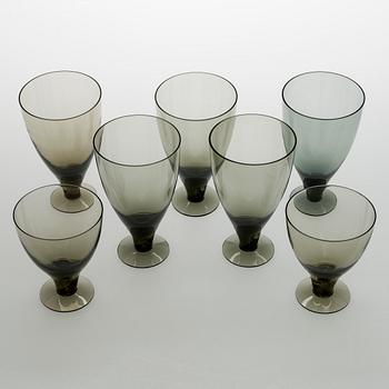 Gunnel Nyman, dricksglass, 7 st, modell "GN 46" Nuutajärvi Notsjö. Formgiven 1948.