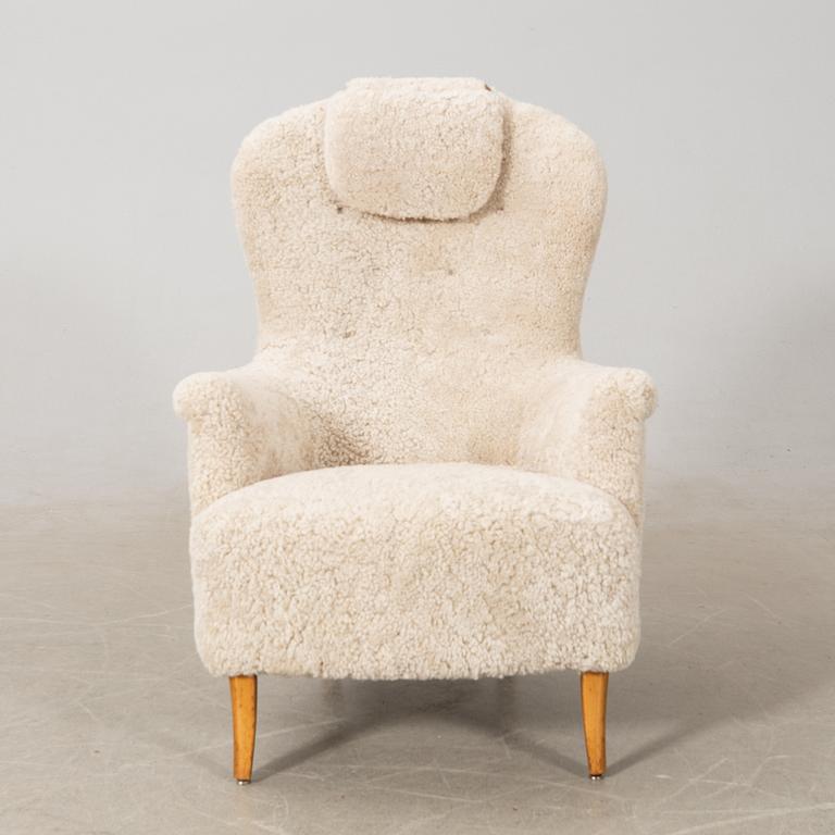Carl Malmsten, armchair "Farmor", second half of the 20th century.
