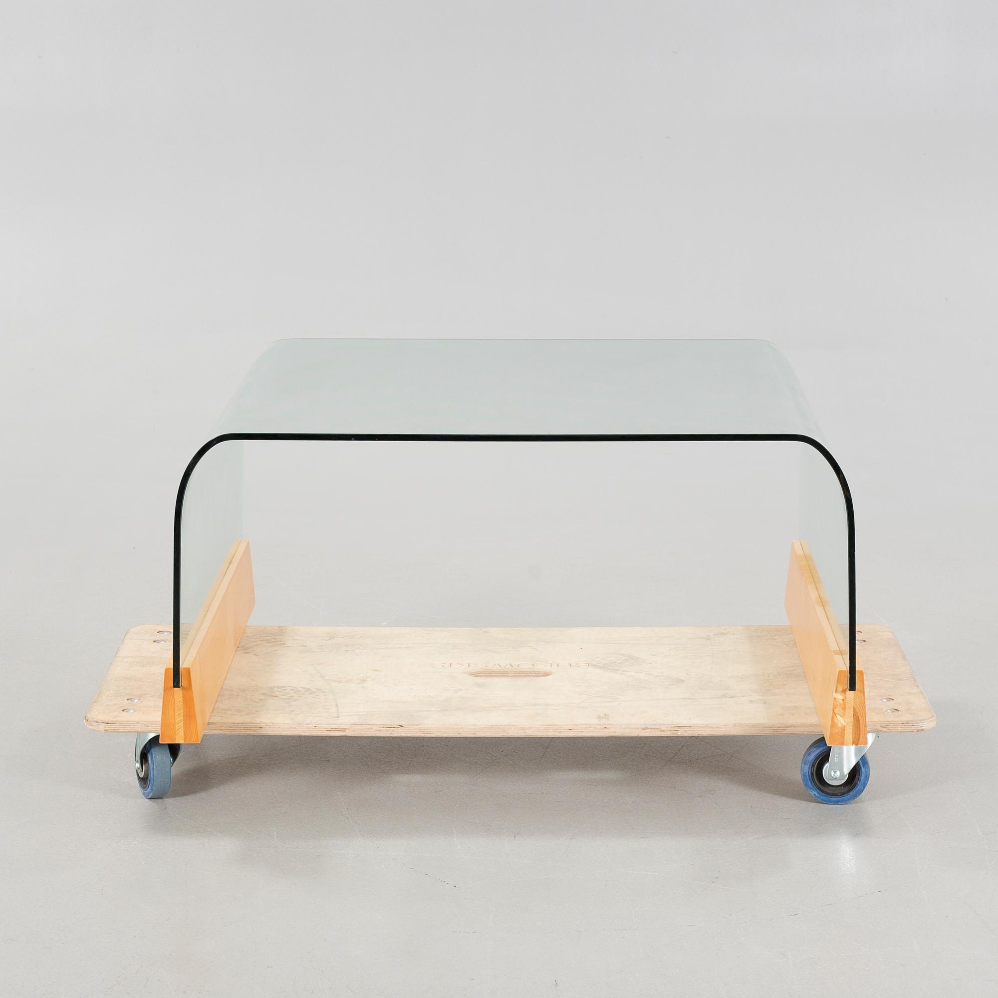 A sofa table, probably from Italy, 1980/90s.