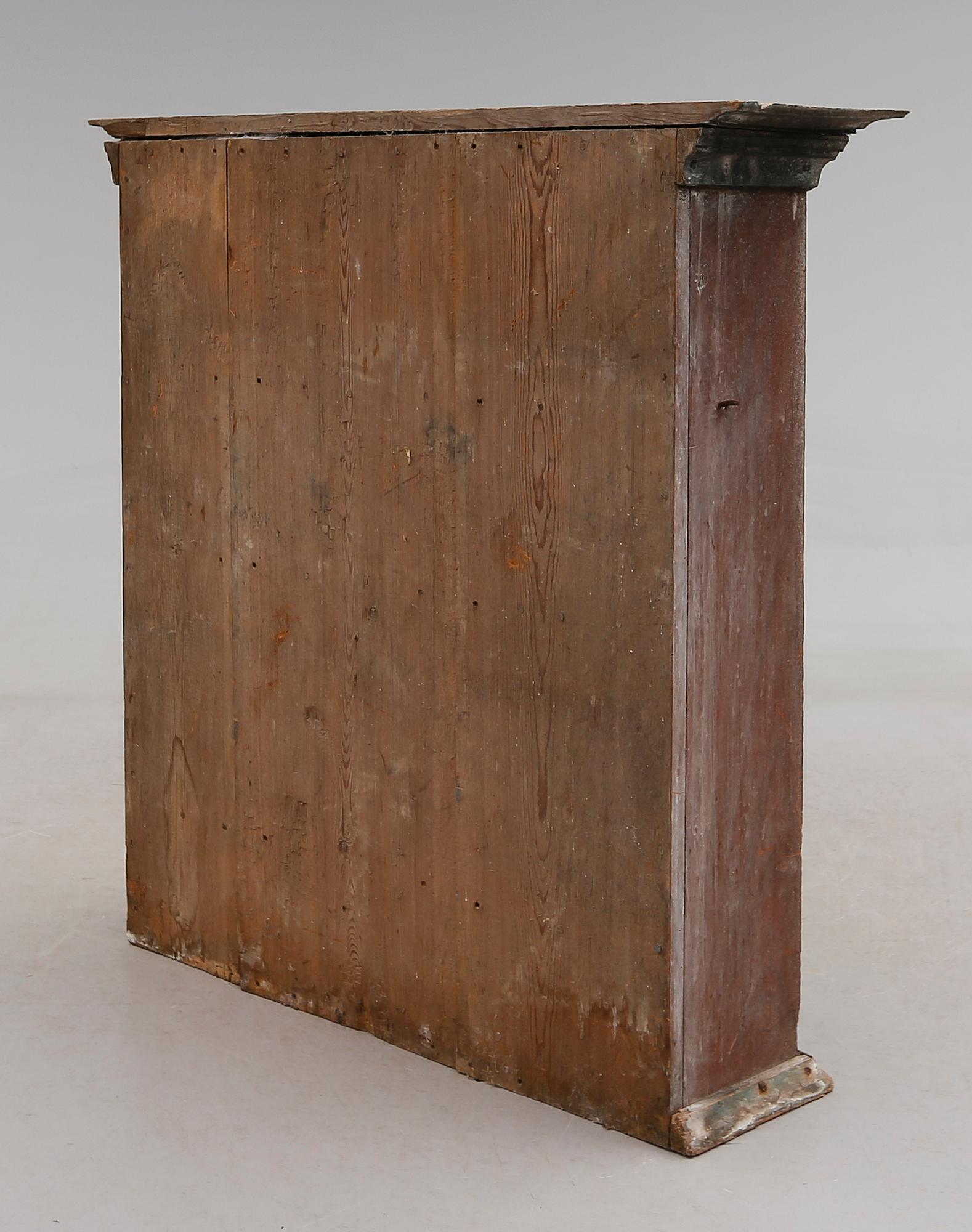 HÄNGSKÅP, allmoge, 1700-/1800-tal.