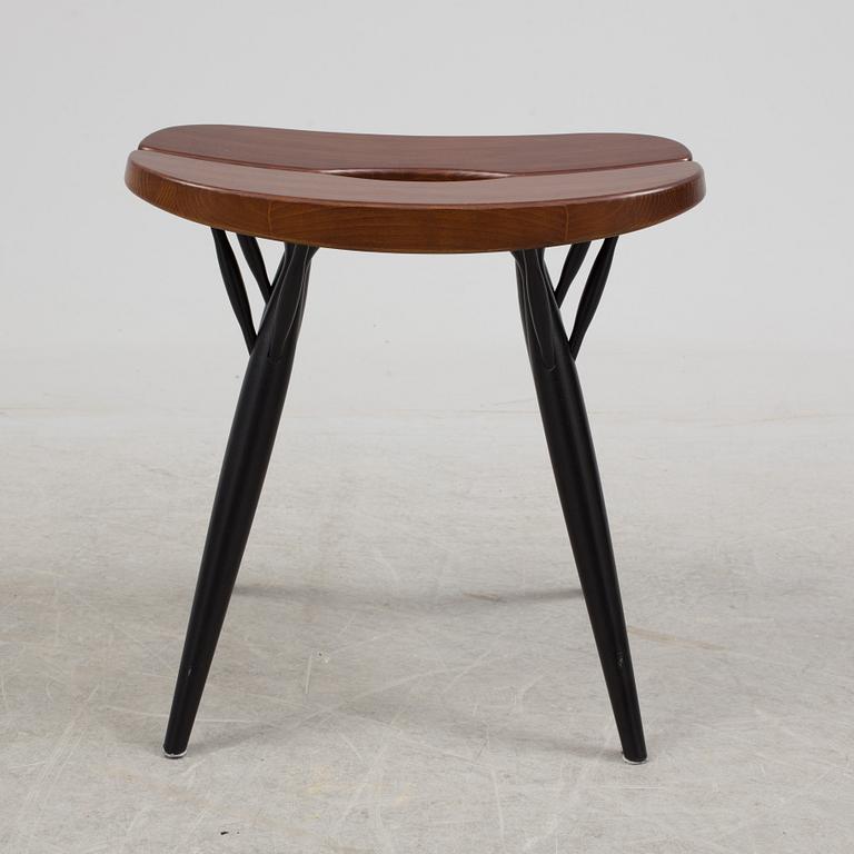 ILMARI TAPIOVAARA, möbelgrupp 4 delar, "Pirkka", Artek, Finland, 2000-tal.