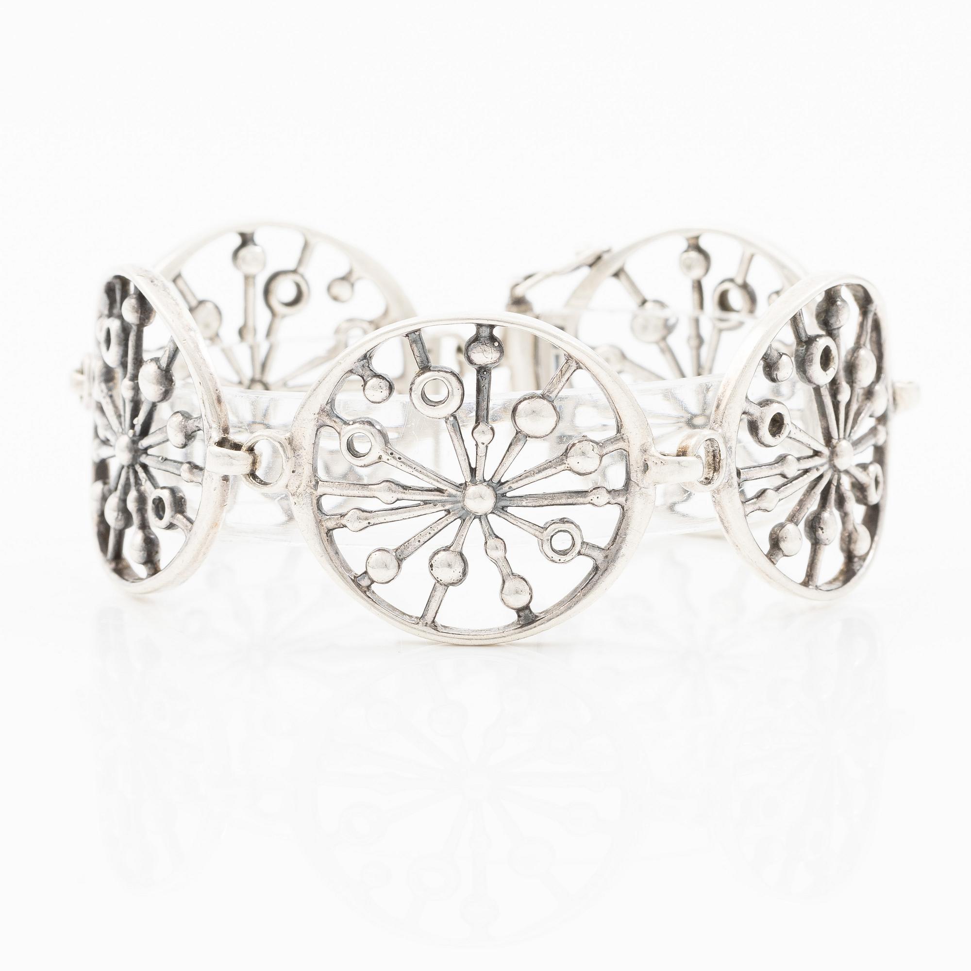 Jorma Laine, Bracelet, Jorma Laine, silver, Kultateollisuus Oy, Turku 1970.