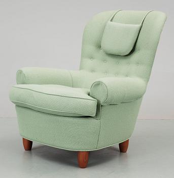 FÅTÖLJ, "Jättepadda", Carl Malmsten för OH Sjögren, 2004.