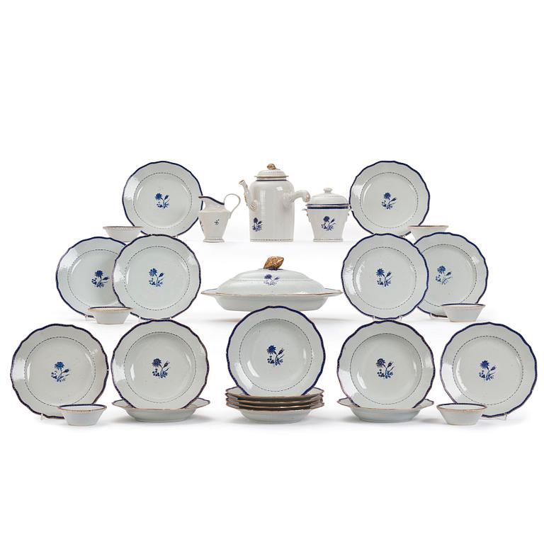 Servis, 27 delar, kompaniporslin. Qingdynastin, Jiaqing (1796-1820).
