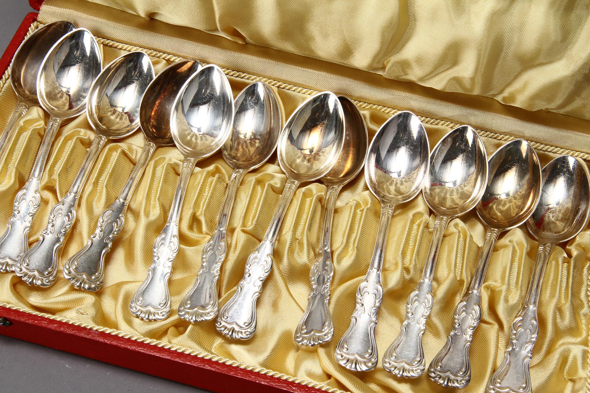 TESKEDAR, 12 st, silver, C G Hallberg, Stockholm, 1952. Vikt 280 gram.