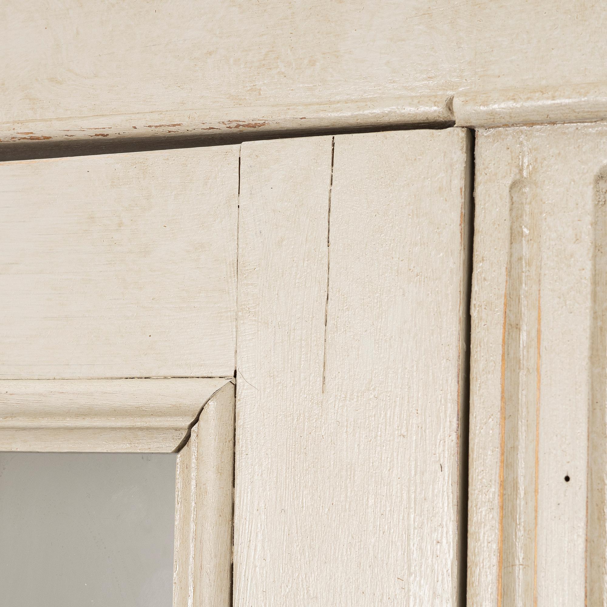 Display cabinet, early 20th century.