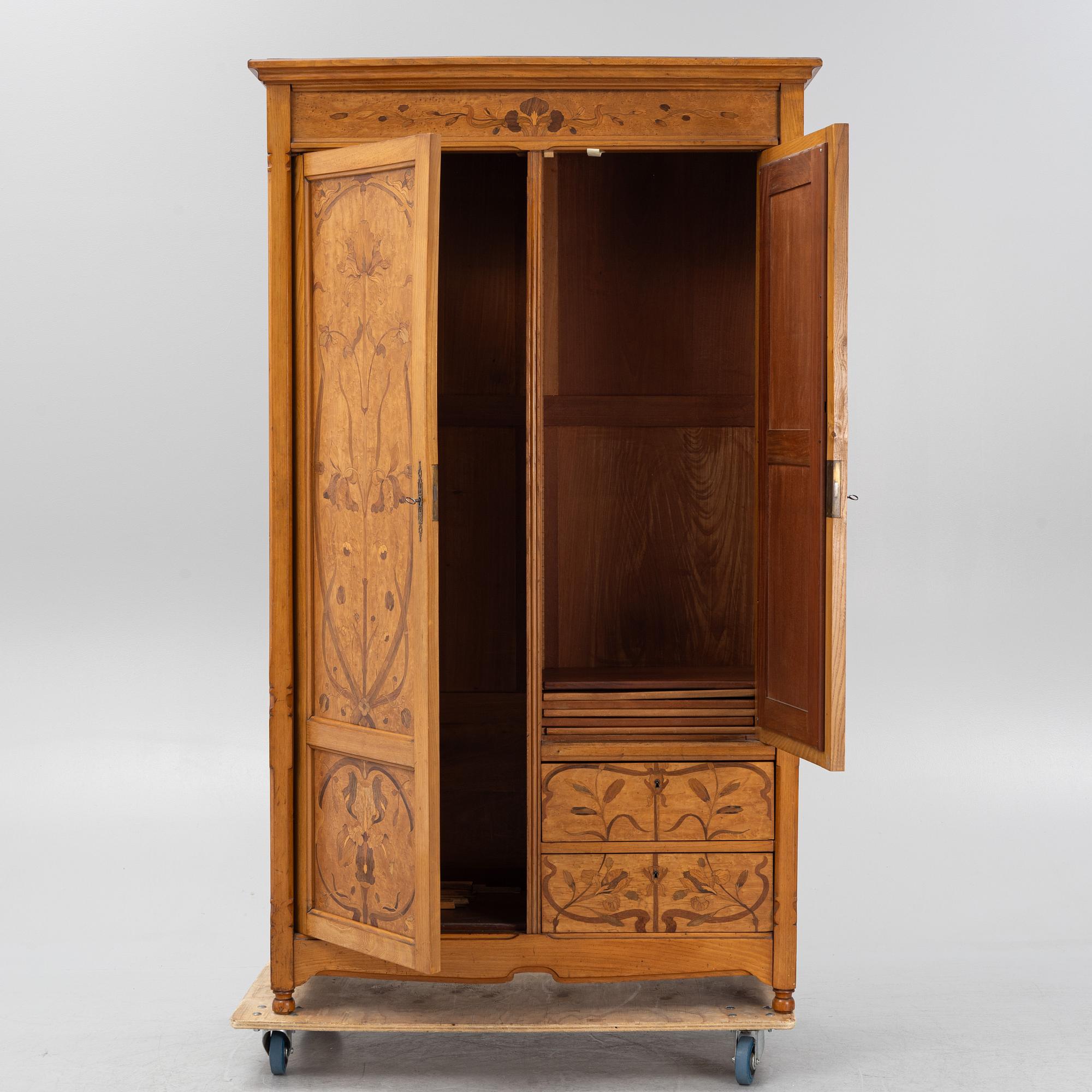 A cabinet, early 20th Century.