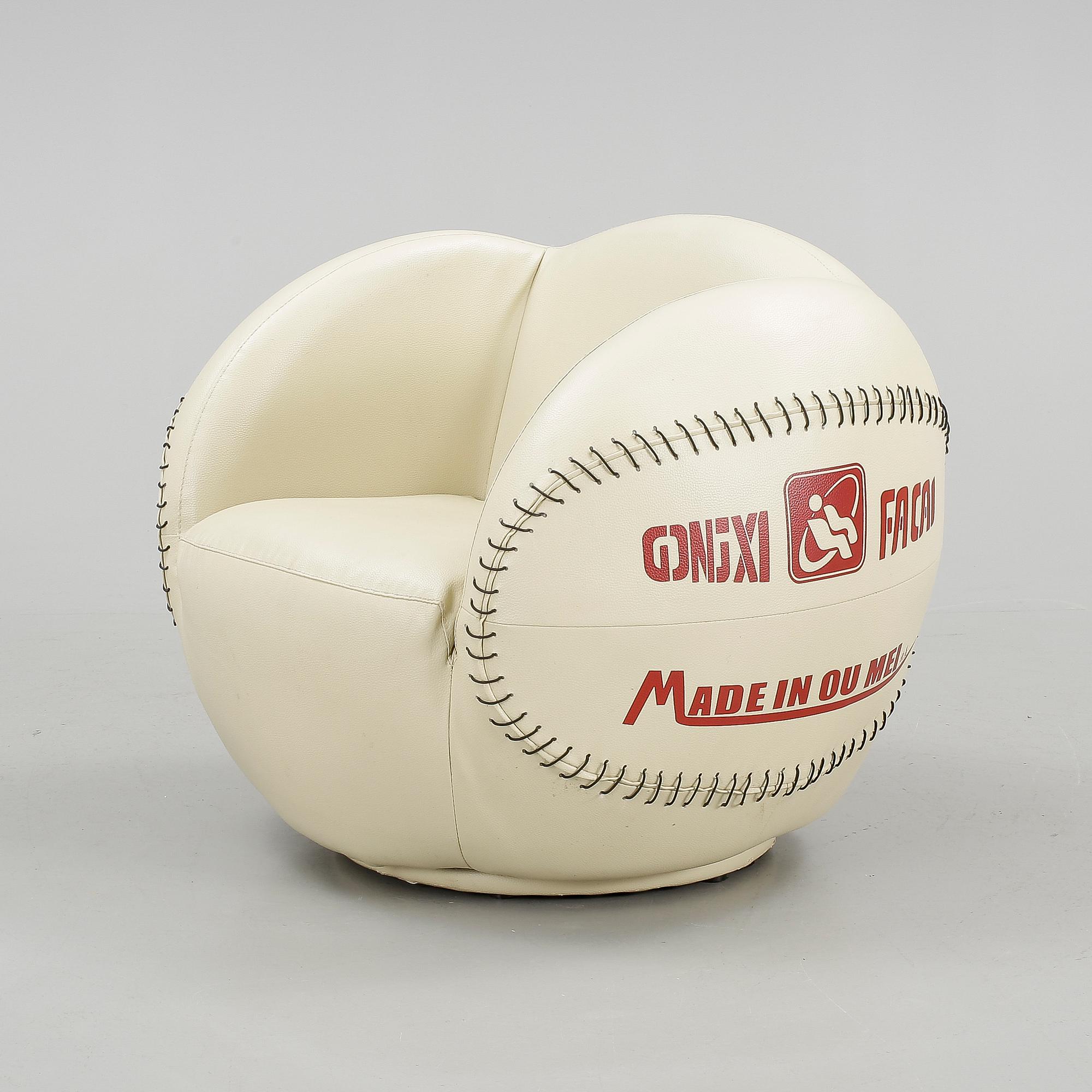 SNURRFÅTÖLJ, 1900-talets senare hälft.