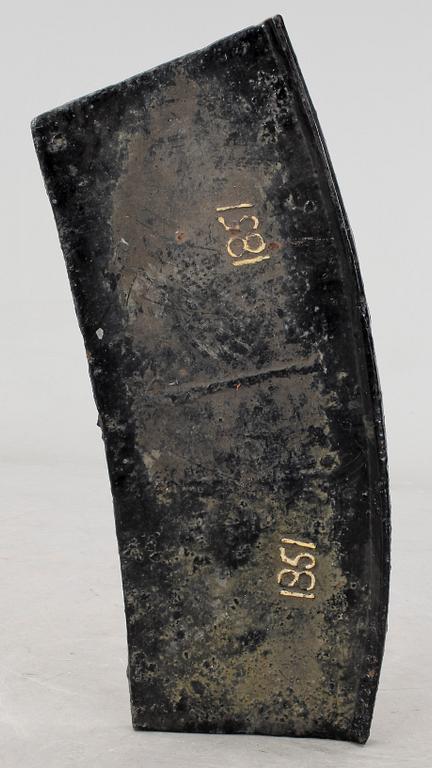SPISHÄLL, gjutjärn, Bär dat 1851.