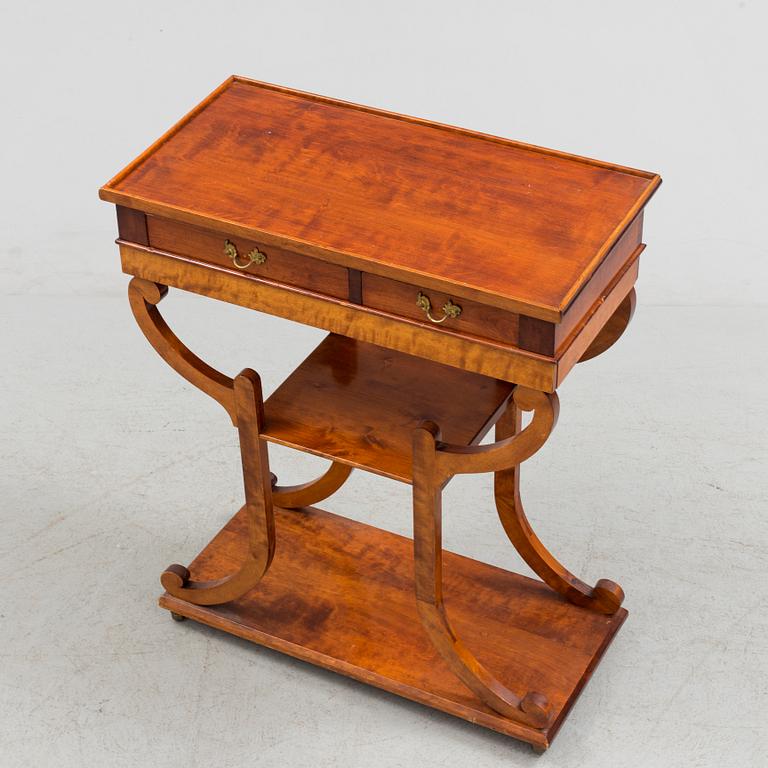 BORD, Karl-Johan stil, 1900-talets första hälft.