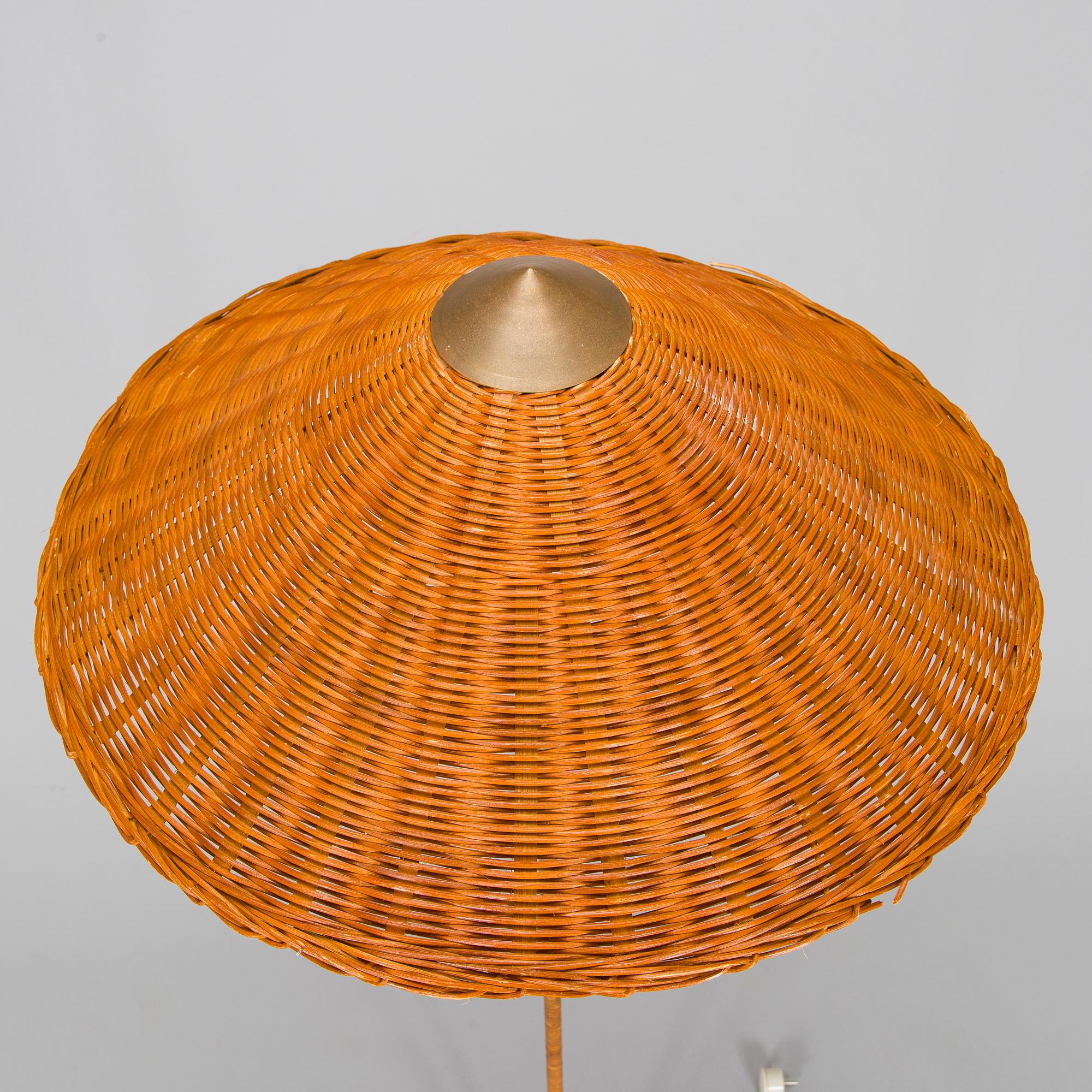 Paavo Tynell, golvlampa, modell 9602 för Taito 1900-talets mitt.