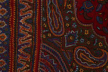 Broderi, ett par, semiantika Pateh Kirman, ca 279 x 88 cm respektive 282 x 84 cm.