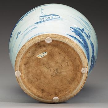 A large blue and white jar, Qing dynasty, Jiaqing (1796-1820).