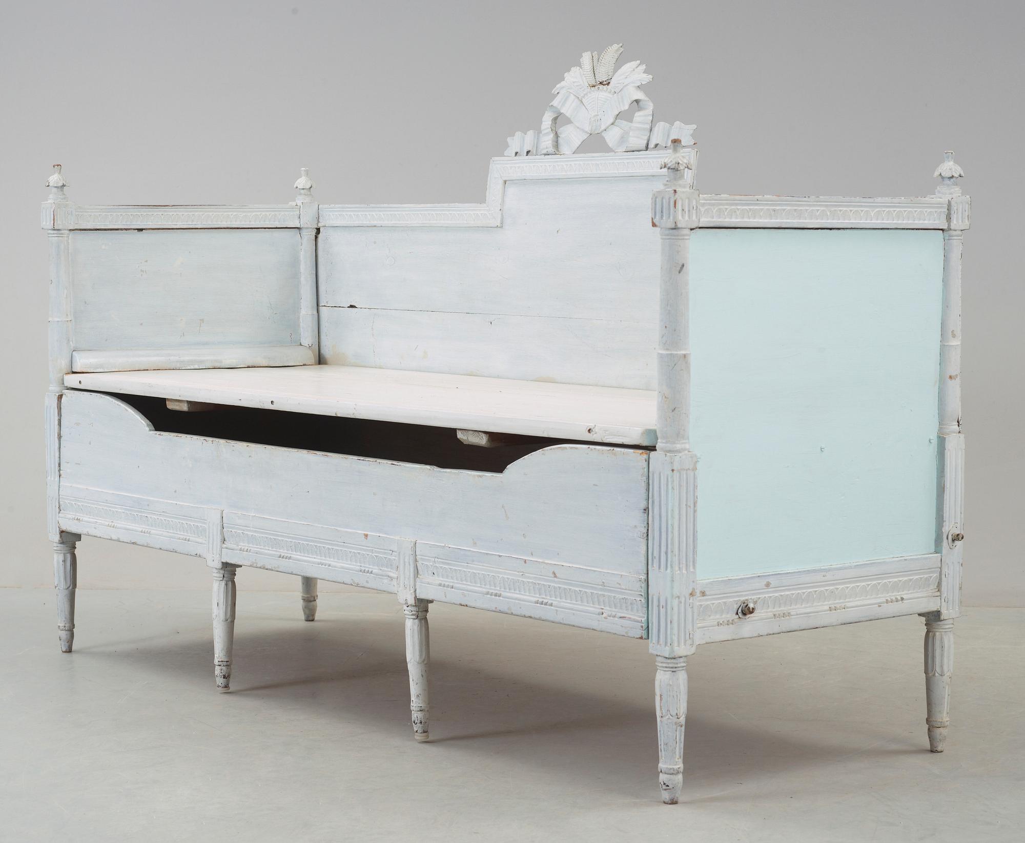 SOFFA, sengustaviansk, omkr år 1800.