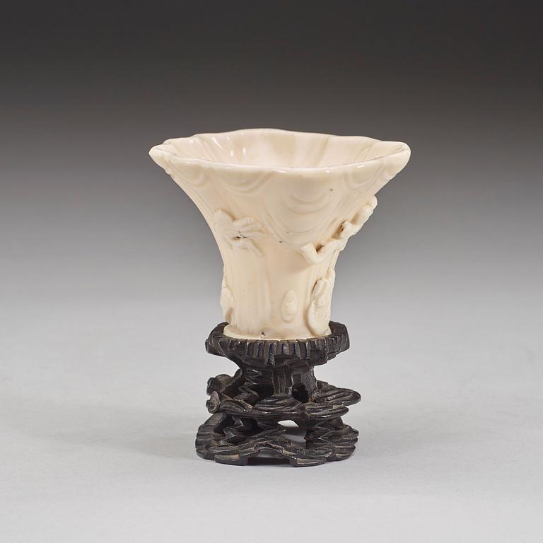 A blanc de chine libation cup, Qing dynasty, Kangxi (1662-1722).