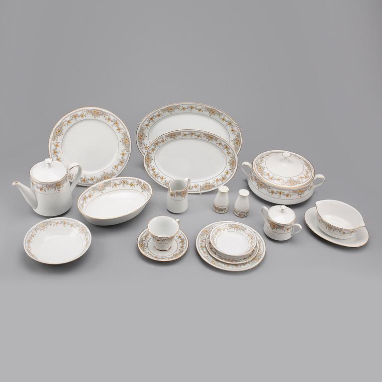 SERVIS, 67 delar, porslin. Norilake, 1900-tal.
