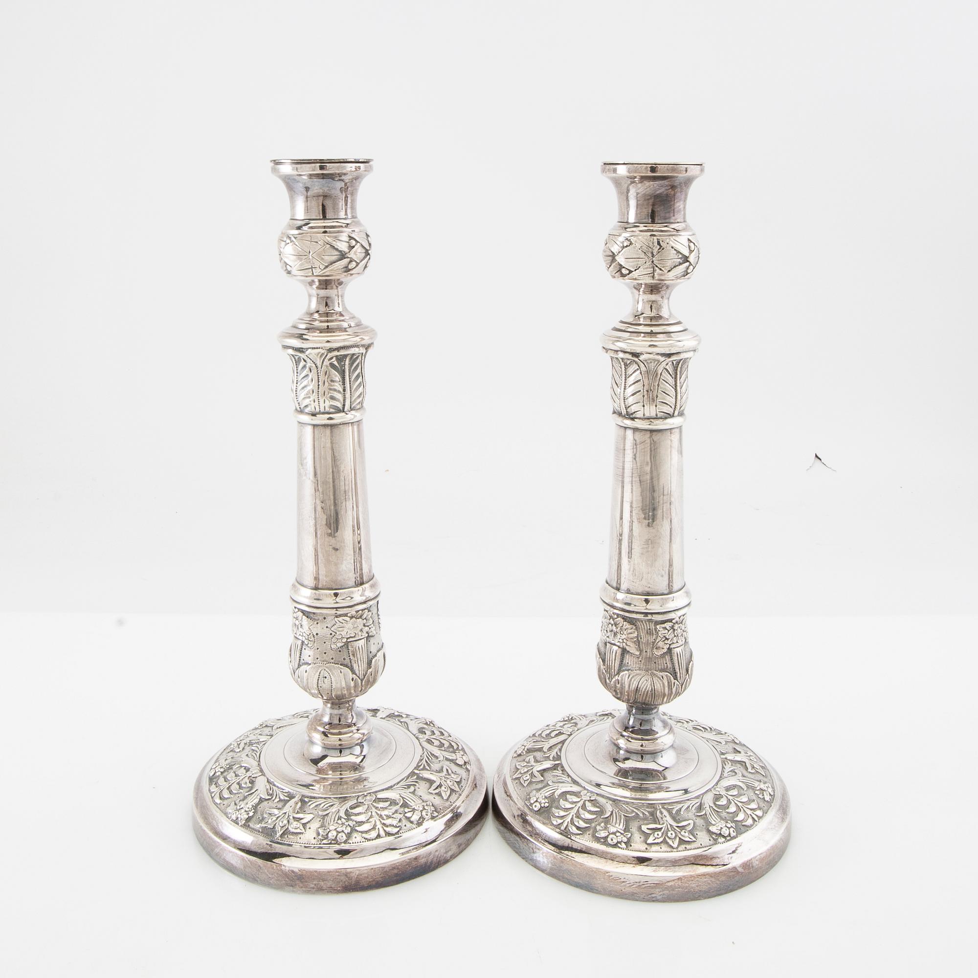 Ljusstakar 2 par nysilver 1900-talets första hälft.