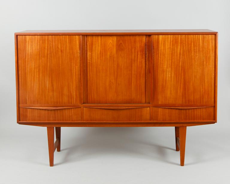 SIDEBOARD, 1950-tal.