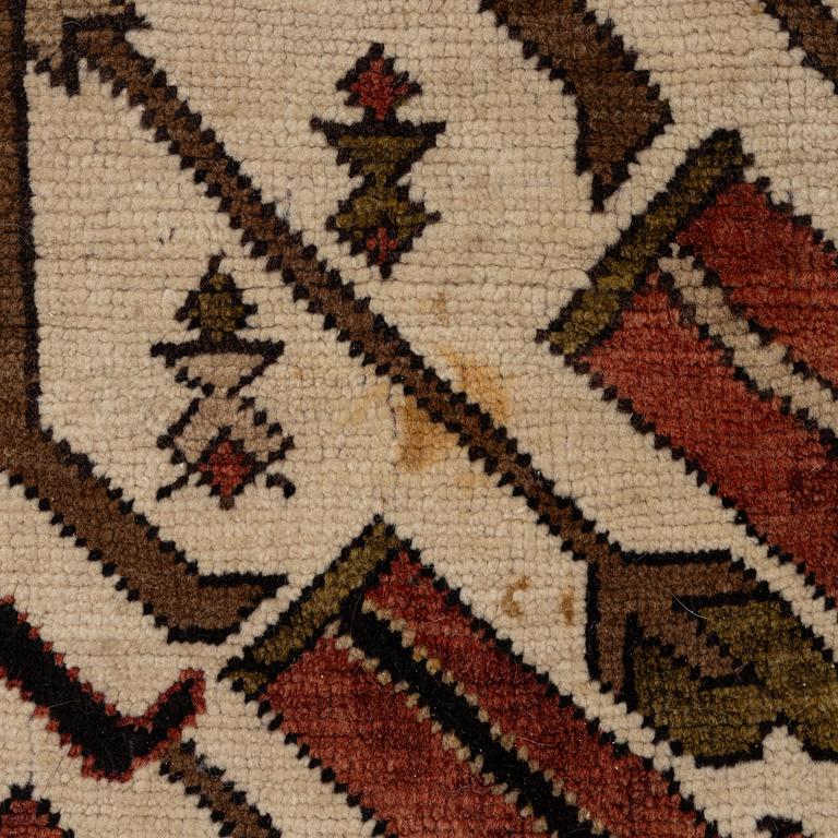 A Chelaberd rug of , 'Eagle Kazak' design, South Caucasus, c.  234 x 164 cm.