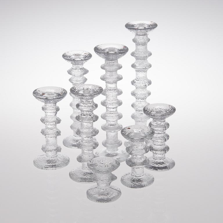 TIMO SARPANEVA, LJUSSTAKAR,  8 ST. "Festivo". Fem st. signerade TS. Iittala.