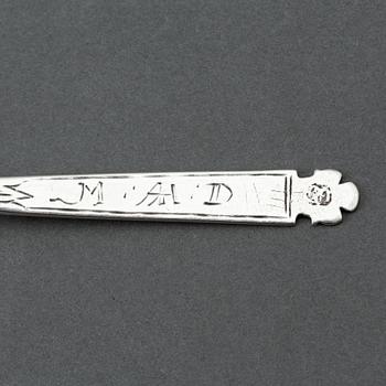 A 17th century silver spoon, possibly of Erich Olsen (Trondhjem 1656-1672).