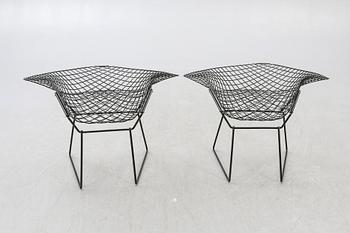 A pair of Harry Bertoia, "Diamond Chair", 1950s, for NK.