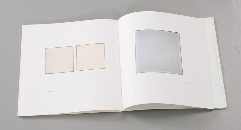 AGNES MARTIN. Paintings and drawings : Stedelijk Museum Portfolio (10 lithographs). 1990.