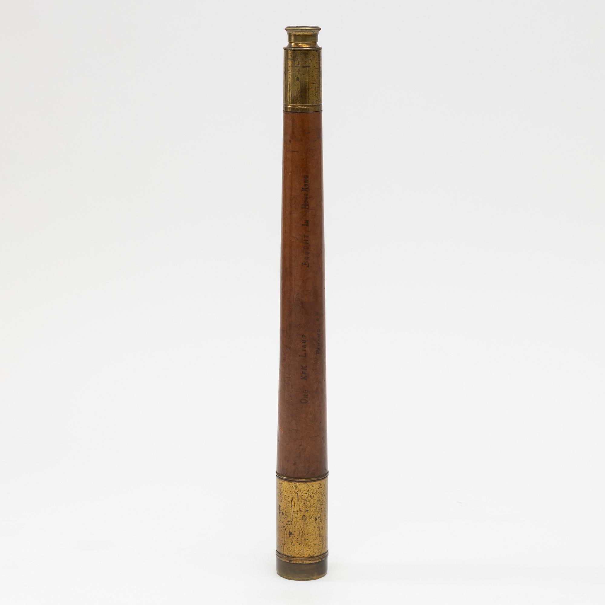 A telescope by Dobbie McInnes Ltd, Glasgow, second part of the 19th century.