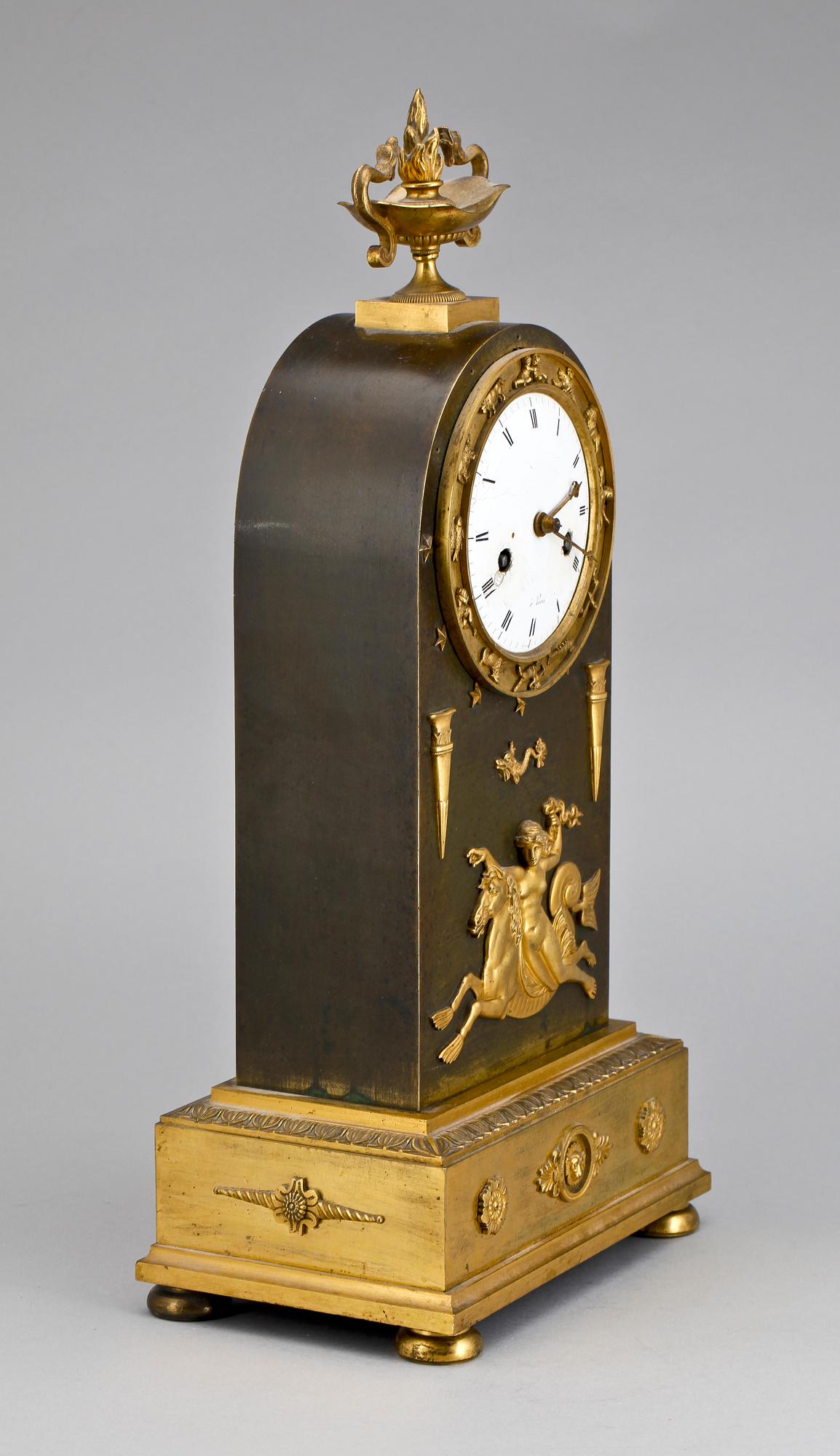 BORDSPENDYL, directoire, 1700-talets slut.